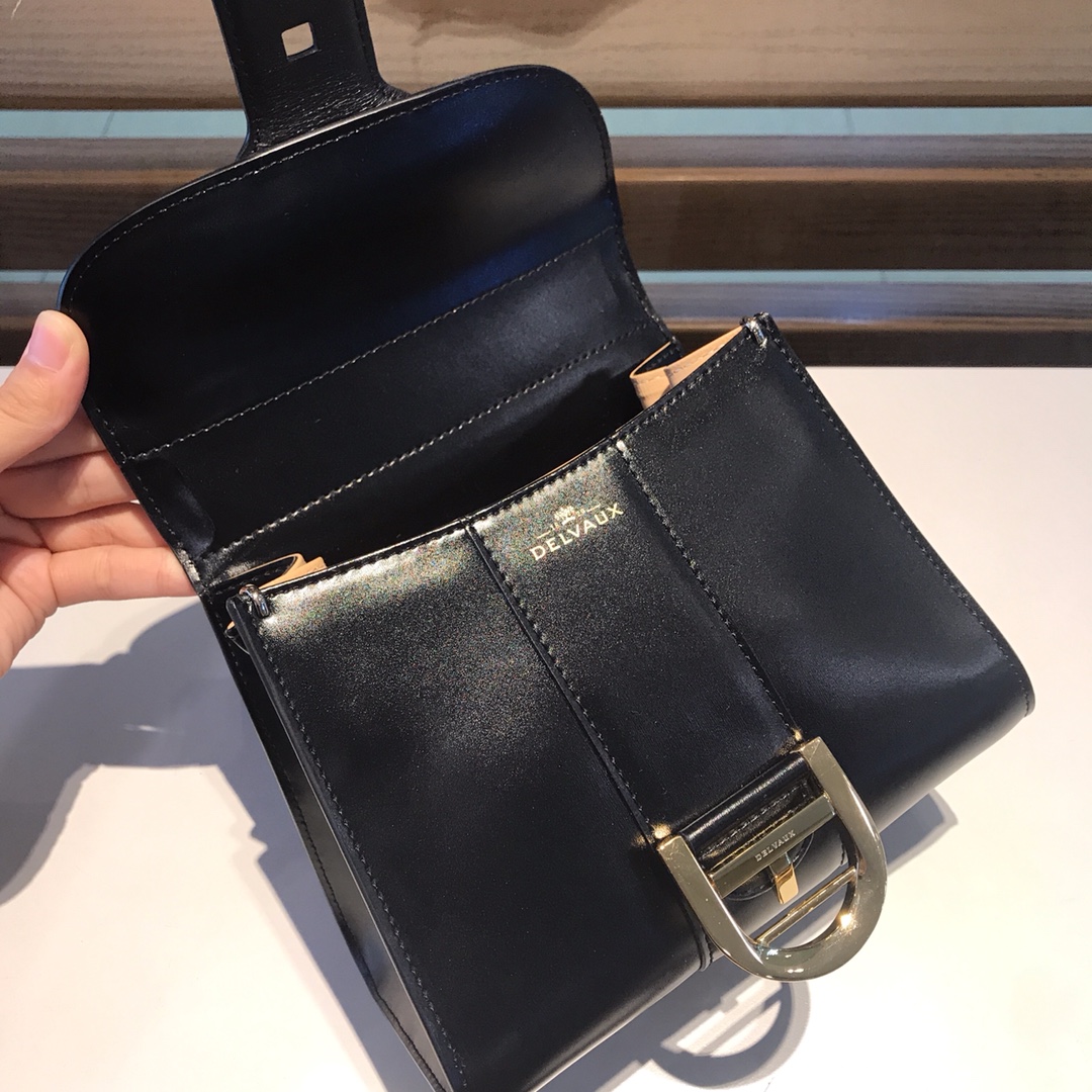 델보 브리앙 MM 박스백 스몰